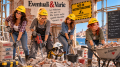 La redazione di Eventuali & Varie al lavoro in un cantiere edile: Rossana, Grazia, Pixel e Speranza-1 indossano caschi gialli, mentre il bulldog Ugo, con casco bianco, dirige i lavori di ristrutturazione del blog.